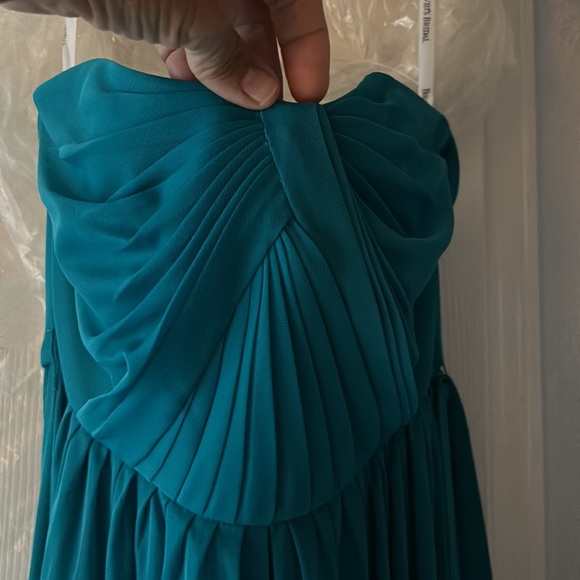 NWT David’s Bridal Versa Dress size 6 in Oasis Blue - Picture 4 of 6